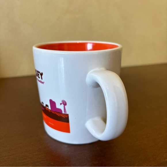 2013 New Jersey Runs on Dunkin' Dunkin Donuts Ceramic Mug - Picture 3 of 8